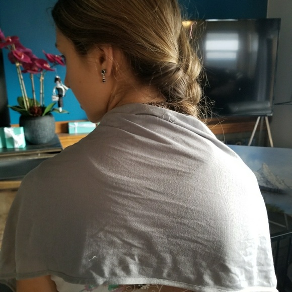 Round Scarf - Picture 4 of 7